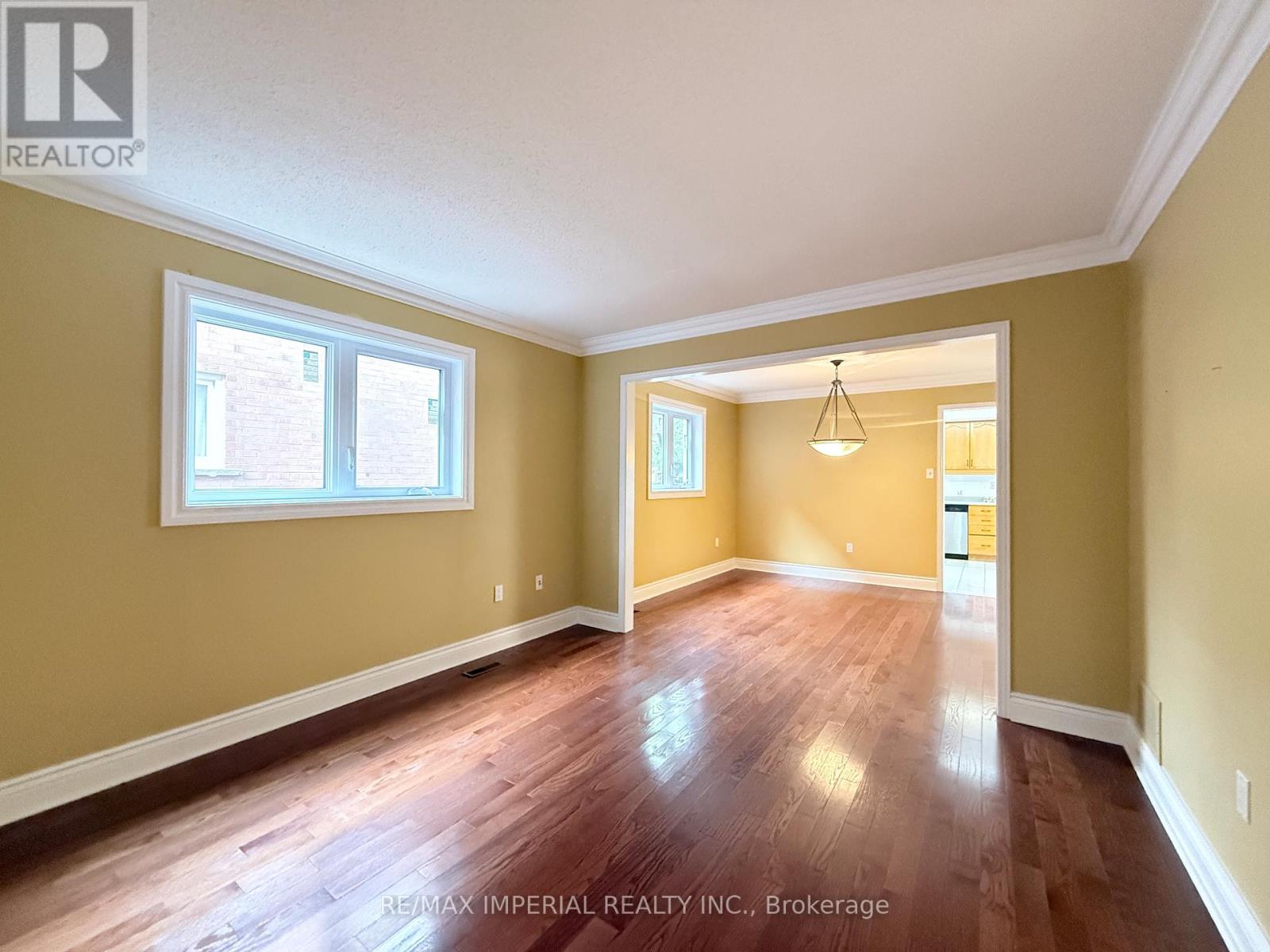 5735 Tayside Crescent, Mississauga, Ontario  L5M 5J4 - Photo 19 - W13465318