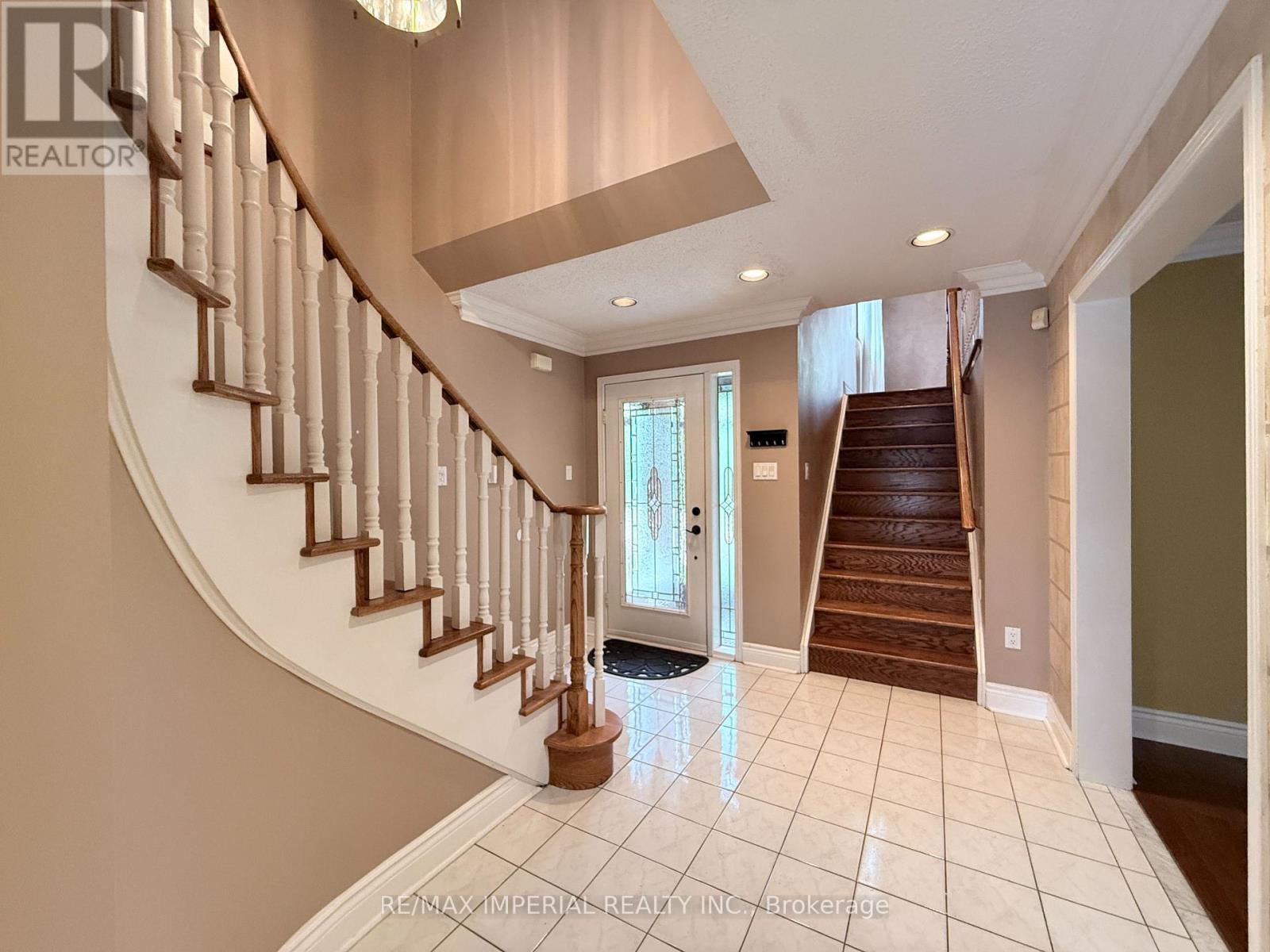 5735 Tayside Crescent, Mississauga, Ontario  L5M 5J4 - Photo 31 - W13465318