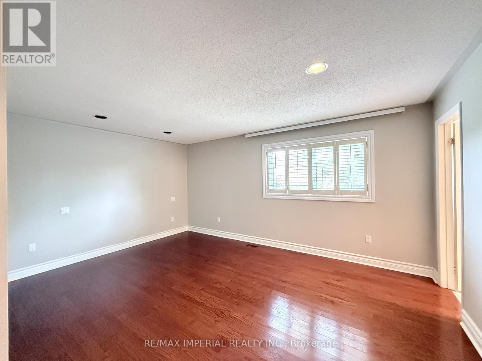 5735 Tayside Crescent, Mississauga, Ontario  L5M 5J4 - Photo 8 - W13465318