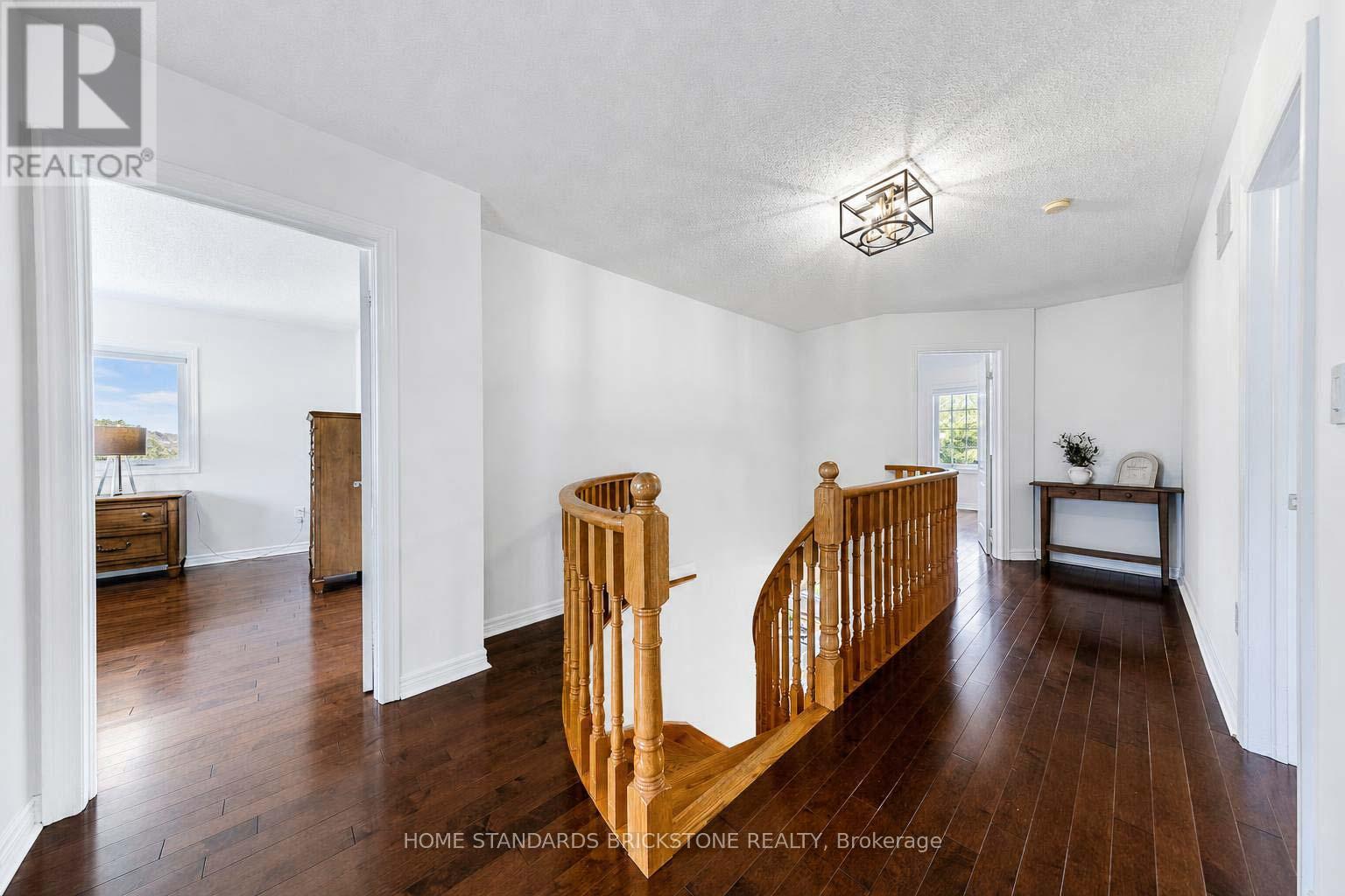 2954 Wisteria Court, Mississauga, Ontario L5M 5V5 - Photo 18 - W13465332
