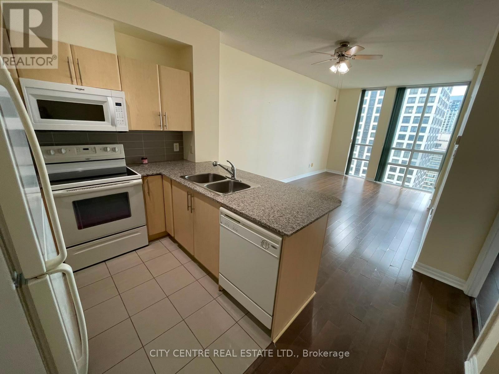 2910 - 3515 Kariya Drive, Mississauga, Ontario  L5B 0C1 - Photo 4 - W13465390