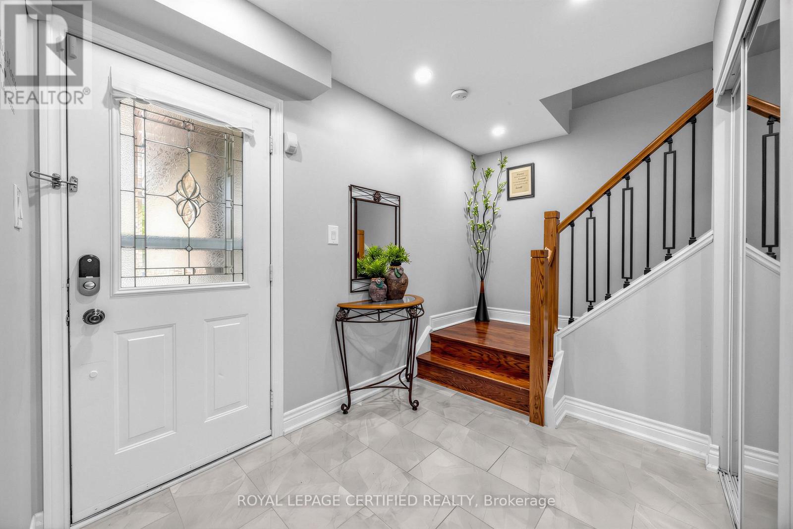 22 Borden Hill Court, Brampton, Ontario  L6S 3K7 - Photo 19 - W13465396