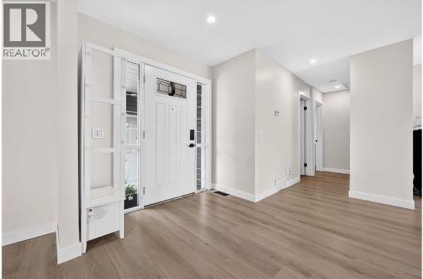 104 Silver Springs Green Nw, Calgary, Alberta  T3B 3Y9 - Photo 2 - A2320473