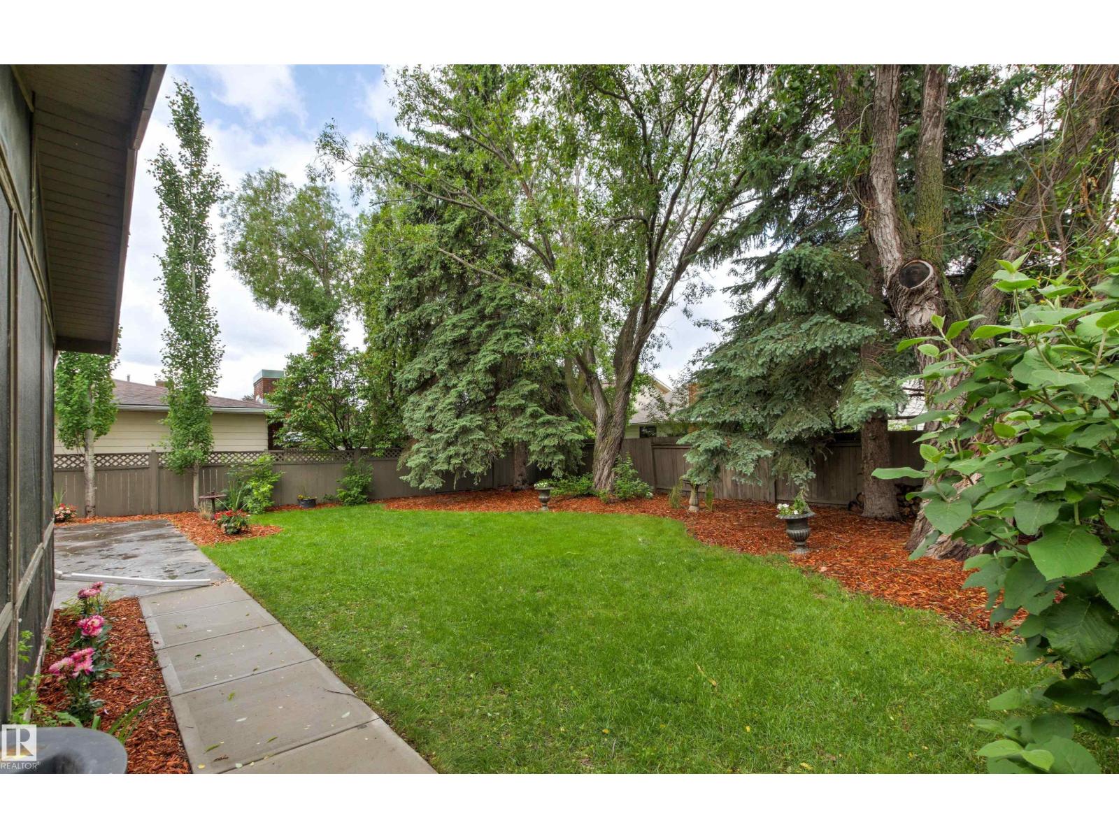 155 Gariepy Cr NW, Edmonton, Alberta  T6M 1B5 - Photo 66 - E4494561