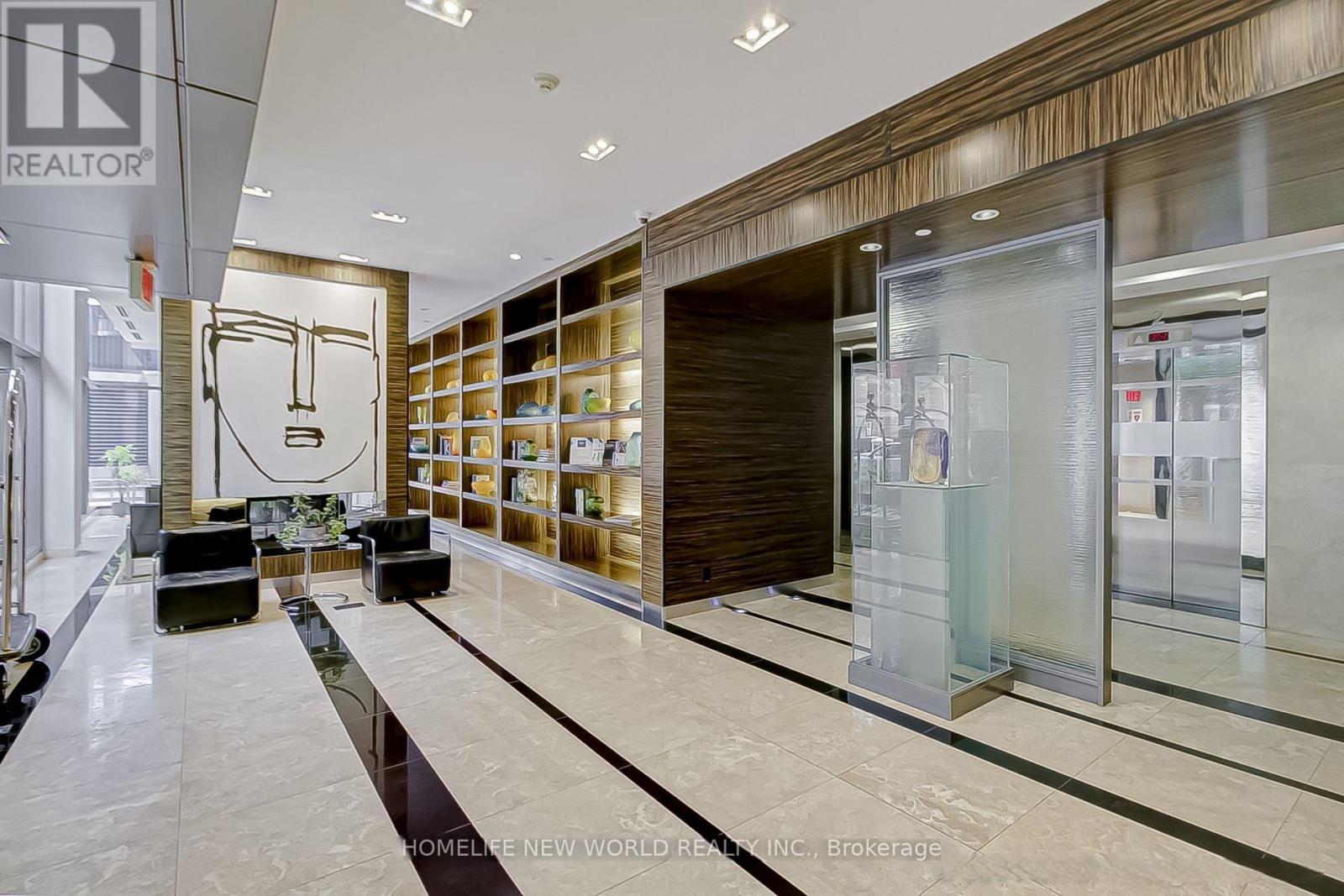 501 - 38 Grenville Street, Toronto, Ontario  M4Y 1A5 - Photo 4 - C13465422