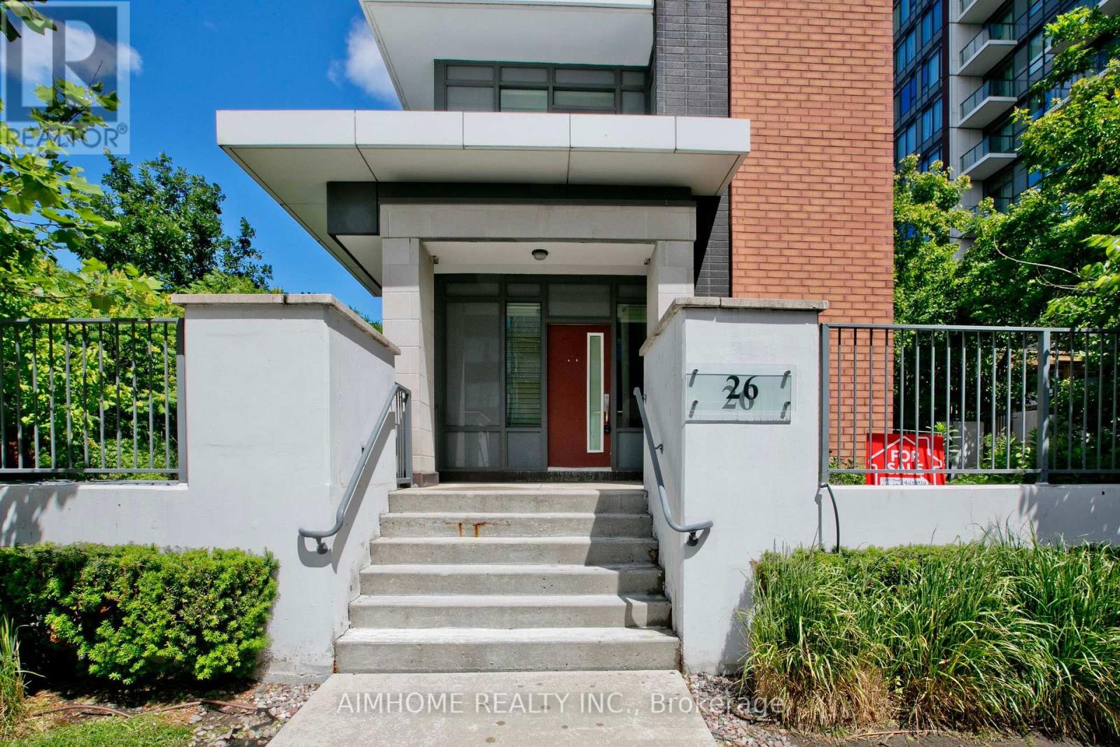 TH120 - 26 CHURCHILL AVENUE, Toronto, Ontario