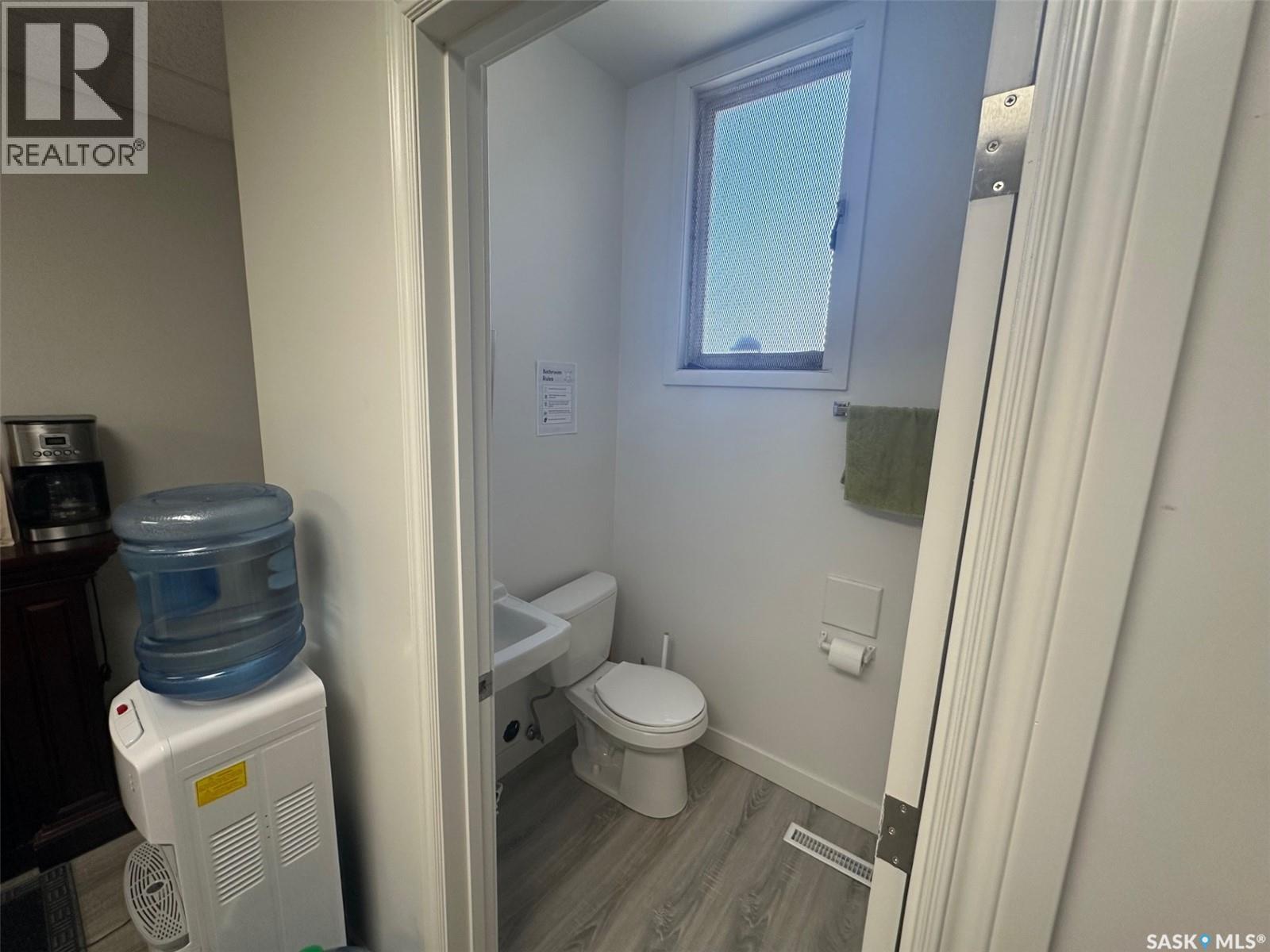 328 Main Street N, Moose Jaw, Saskatchewan  S6H 3J9 - Photo 6 - SK039869