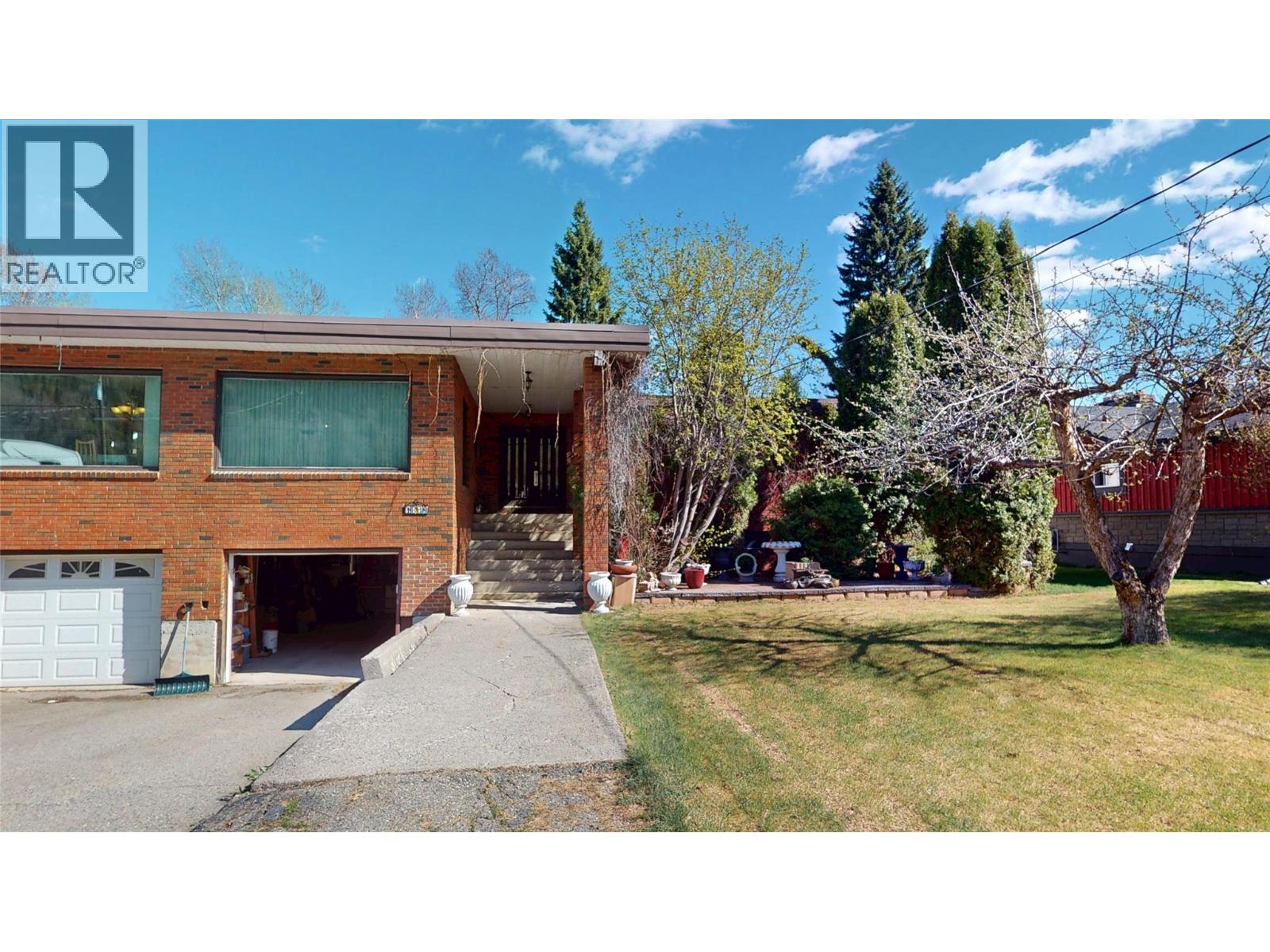 1698 McKenzie Road Fernie Photo 38 1698 McKenzie Road Fernie Photo 38