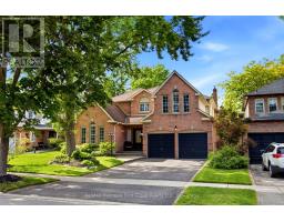 49 ROTHEAN DRIVE, Whitby, Ontario