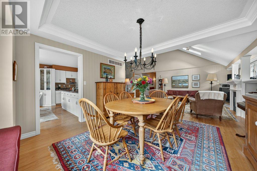 94 Kortright Road E, Guelph (Kortright East), Ontario  N1G 4C5 - Photo 11 - X13465534