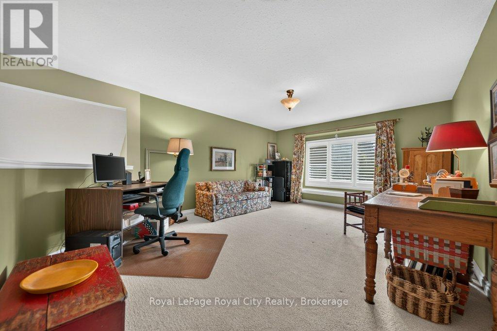 94 Kortright Road E, Guelph (Kortright East), Ontario  N1G 4C5 - Photo 23 - X13465534