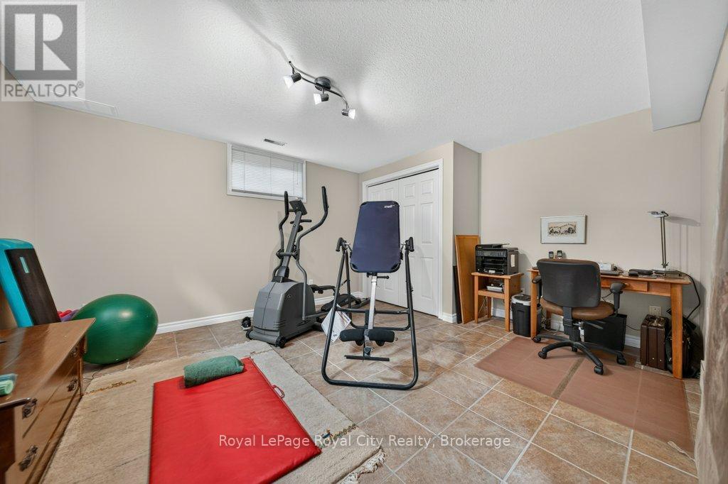 94 Kortright Road E, Guelph (Kortright East), Ontario  N1G 4C5 - Photo 27 - X13465534