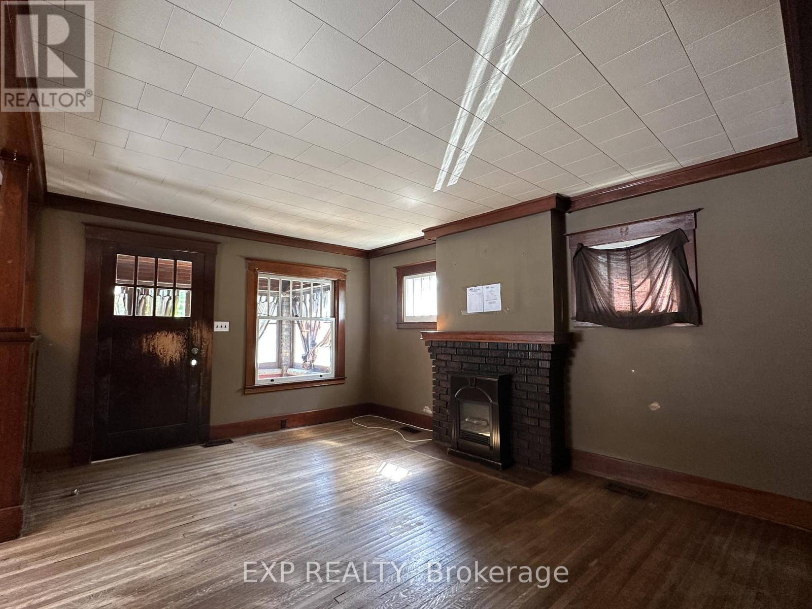 15 St Anne's Place, St. Thomas, Ontario  N5R 2W2 - Photo 4 - X13465514