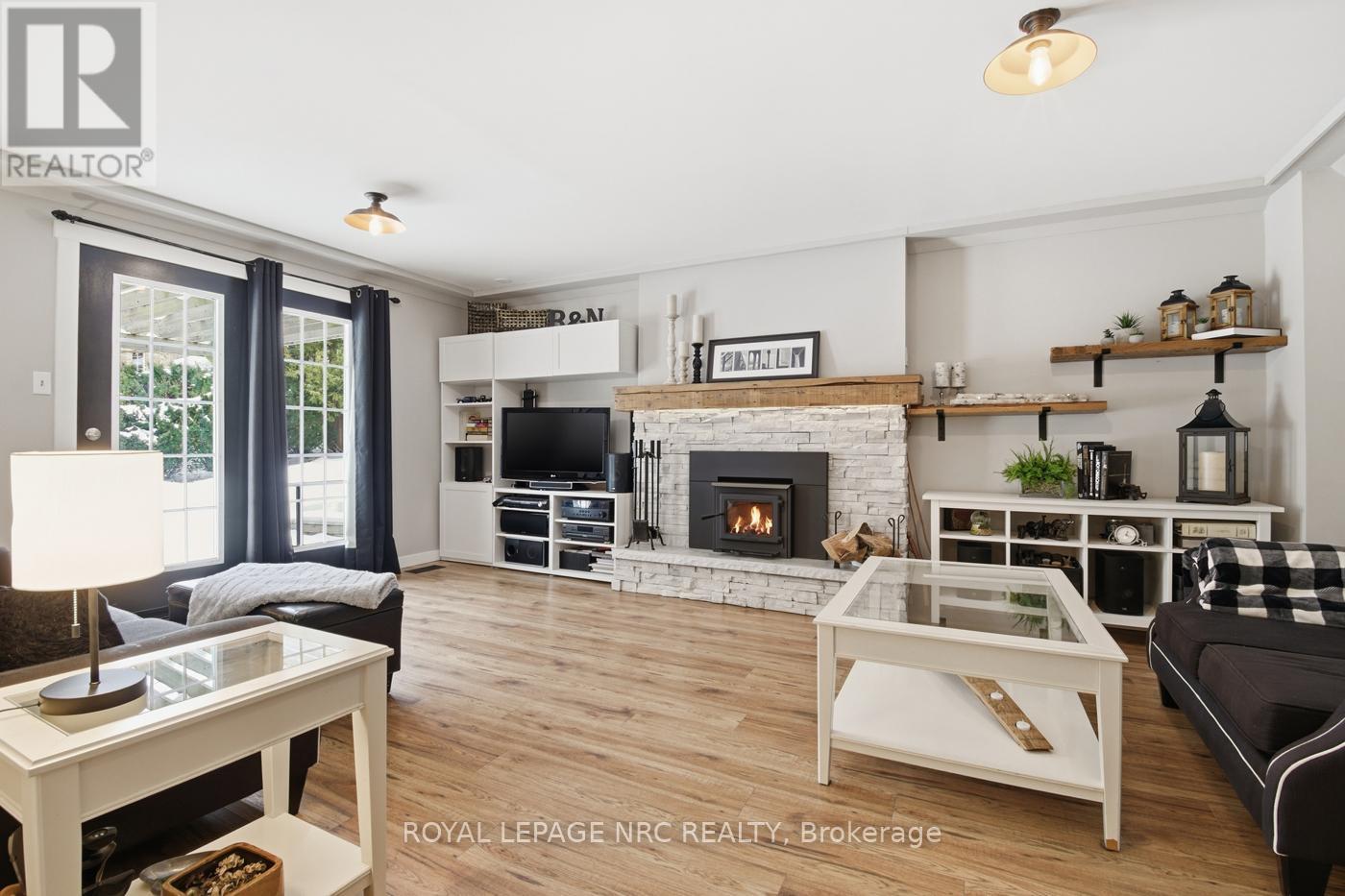 37 Spruceside Crescent, Pelham, Ontario  L3E 0G1 - Photo 18 - X13465252