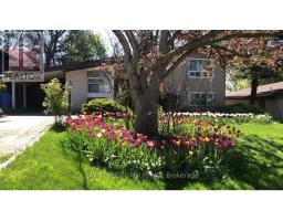 5 COTTONWOOD DRIVE, Toronto, Ontario