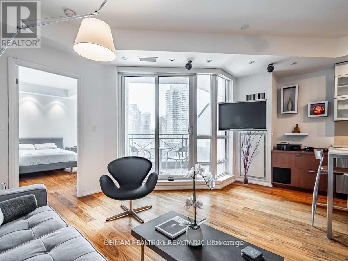 1501 - 35 Hayden Street, Toronto, Ontario  M4Y 3C3 - Photo 13 - C13465472