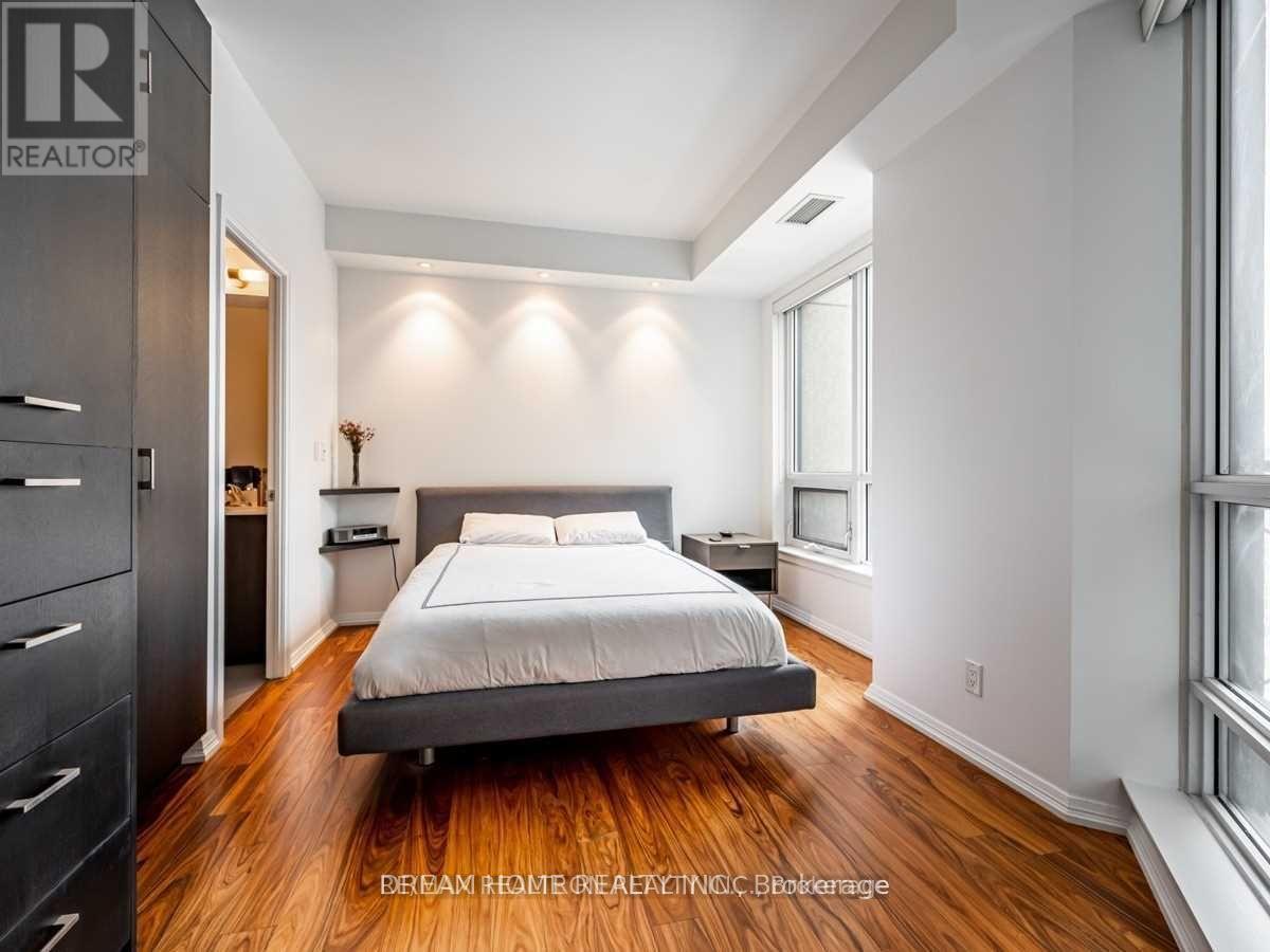 1501 - 35 Hayden Street, Toronto, Ontario  M4Y 3C3 - Photo 14 - C13465472