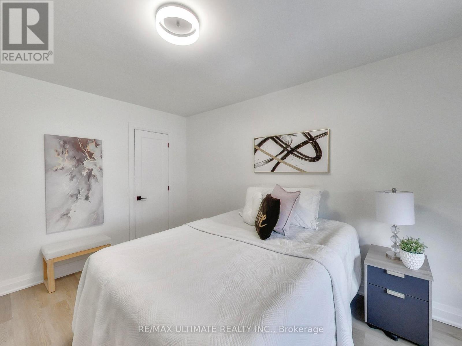 11 Blandorman Road, Toronto, Ontario  M6L 2L7 - Photo 26 - W13465454