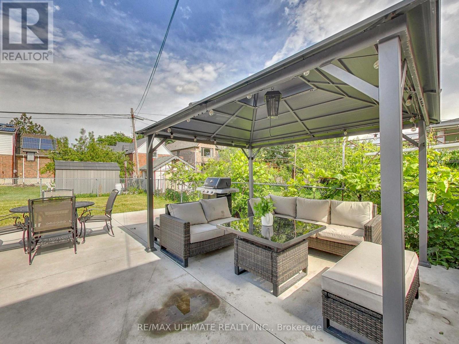 11 Blandorman Road, Toronto, Ontario  M6L 2L7 - Photo 43 - W13465454