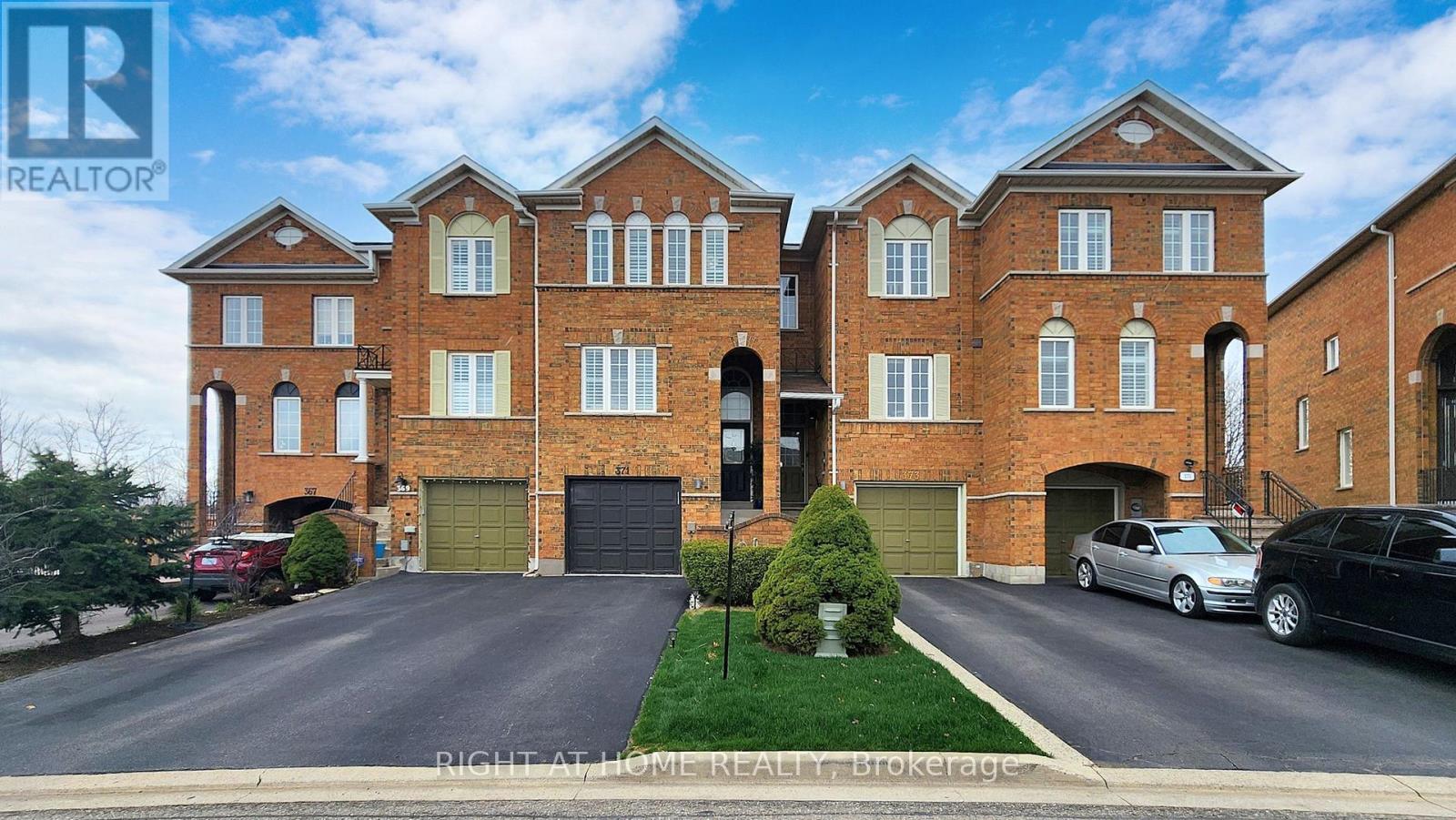 371 FAIRGATE WAY, Oakville, Ontario
