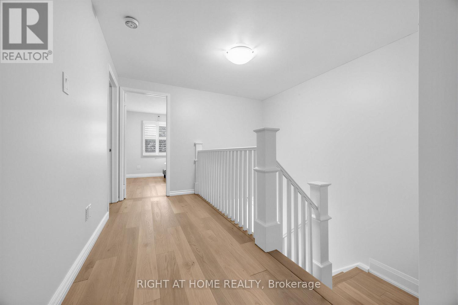 6760 Dolmage Court, Mississauga, Ontario  L5N 4V9 - Photo 25 - W13465504
