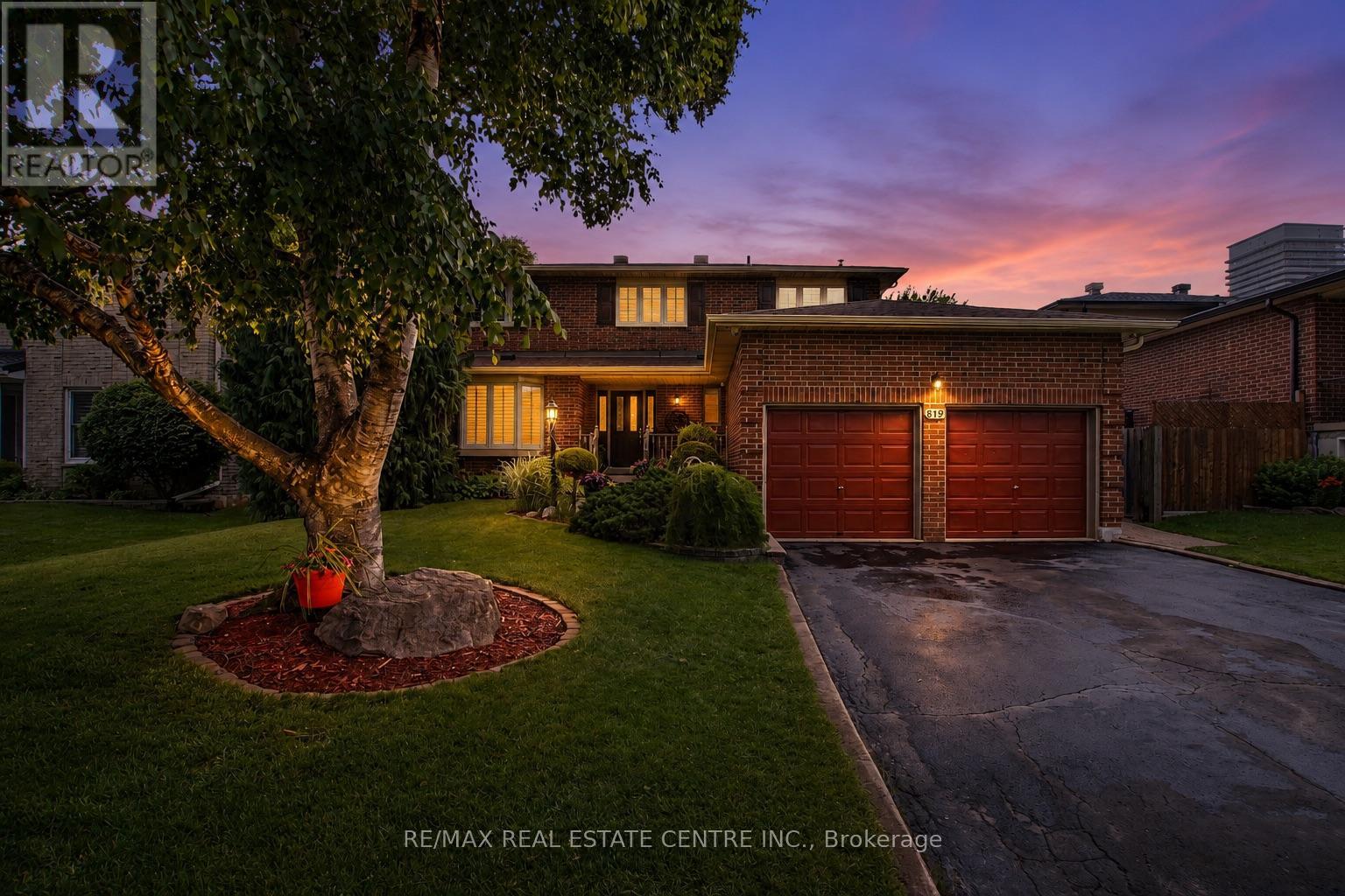 819 CHILDS DRIVE, Milton, Ontario