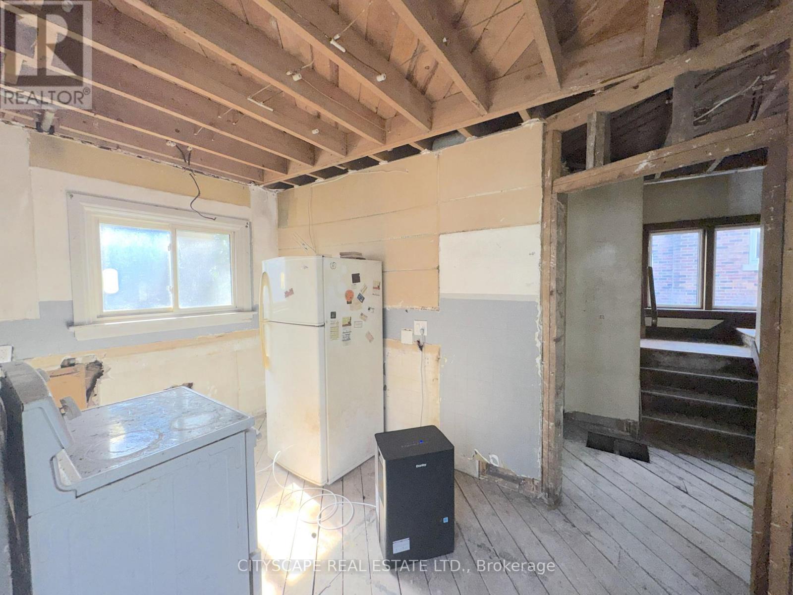 238 Lancaster Street W, Kitchener, Ontario  N2H 4V1 - Photo 10 - X13465556
