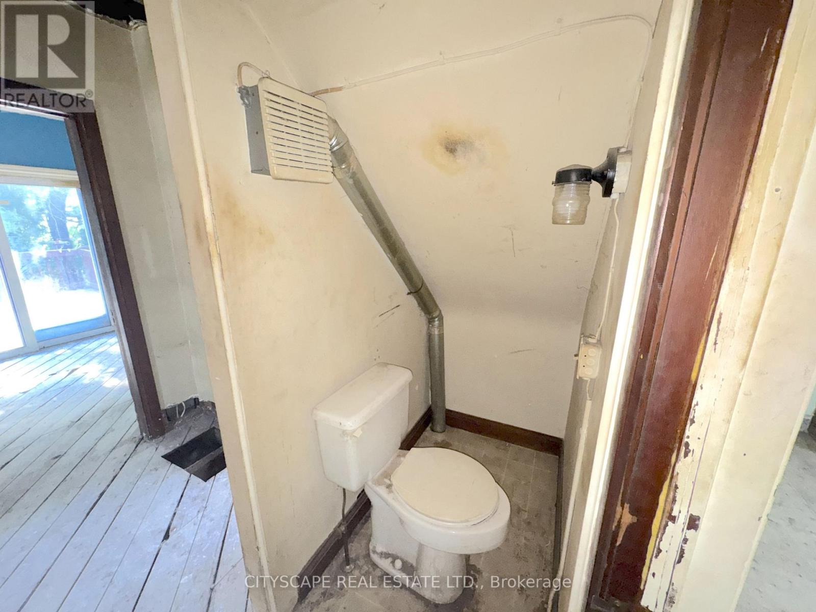 238 Lancaster Street W, Kitchener, Ontario  N2H 4V1 - Photo 21 - X13465556