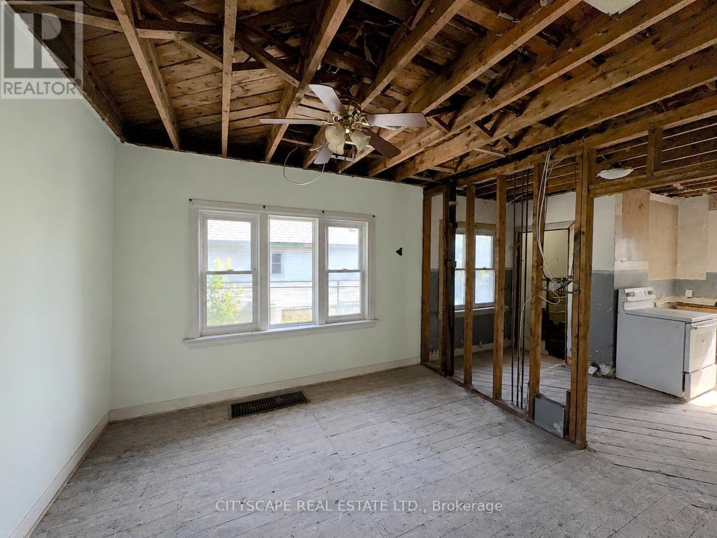 238 Lancaster Street W, Kitchener, Ontario  N2H 4V1 - Photo 7 - X13465556