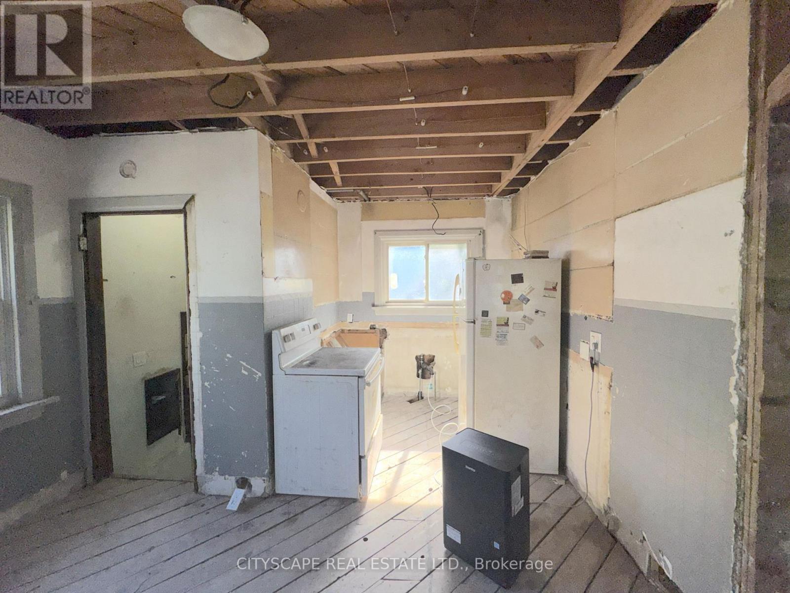 238 Lancaster Street W, Kitchener, Ontario  N2H 4V1 - Photo 9 - X13465556