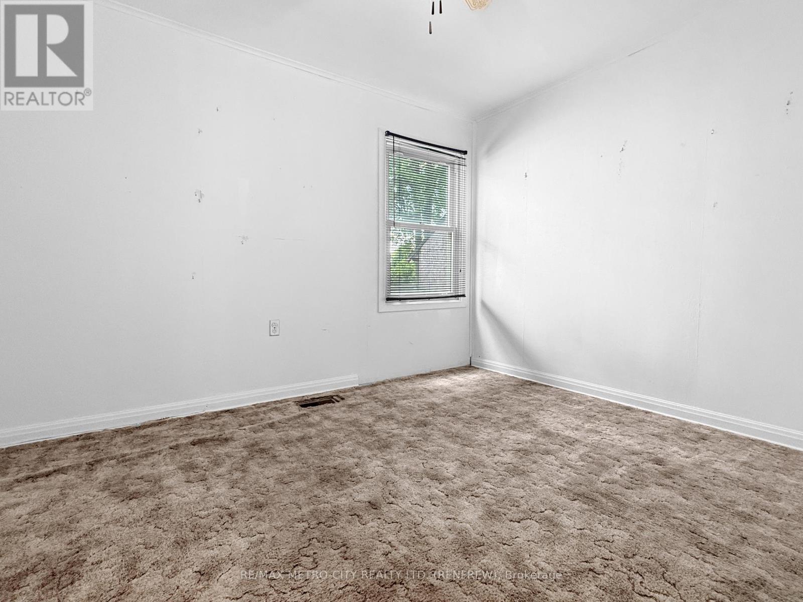 146 Cameron Avenue, Renfrew, Ontario  K7V 3V5 - Photo 8 - X13465568