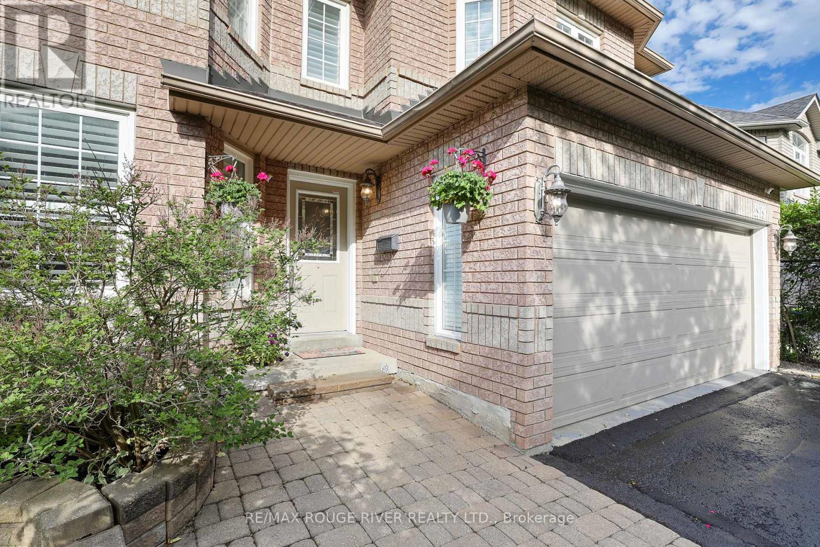 1979 Rosebank Road, Pickering, Ontario  L1V 1P7 - Photo 2 - E13465562