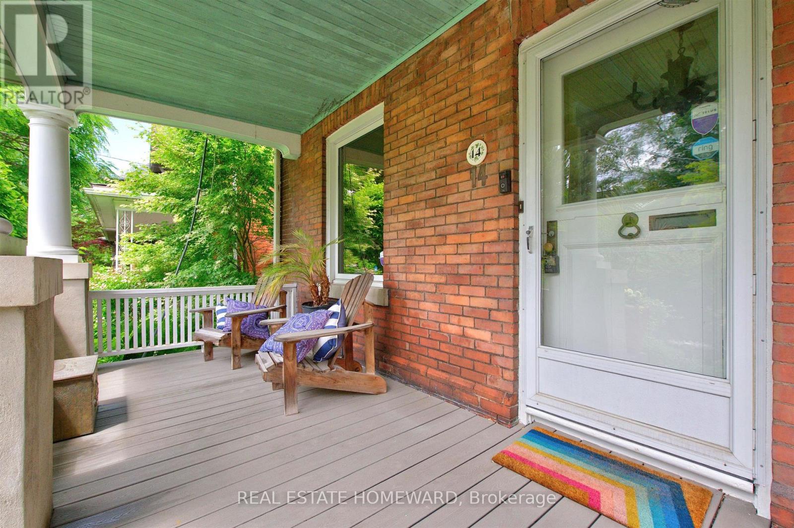 14 Lyall Avenue, Toronto, Ontario  M4E 1V8 - Photo 3 - E13465564