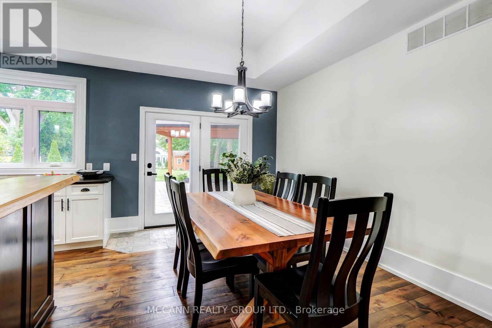 9 Charles Street, Whitby, Ontario  L1M 1A5 - Photo 6 - E13465632