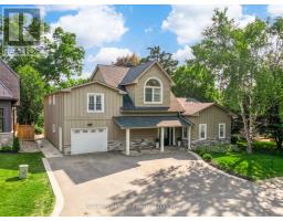 9 CHARLES STREET, Whitby, Ontario