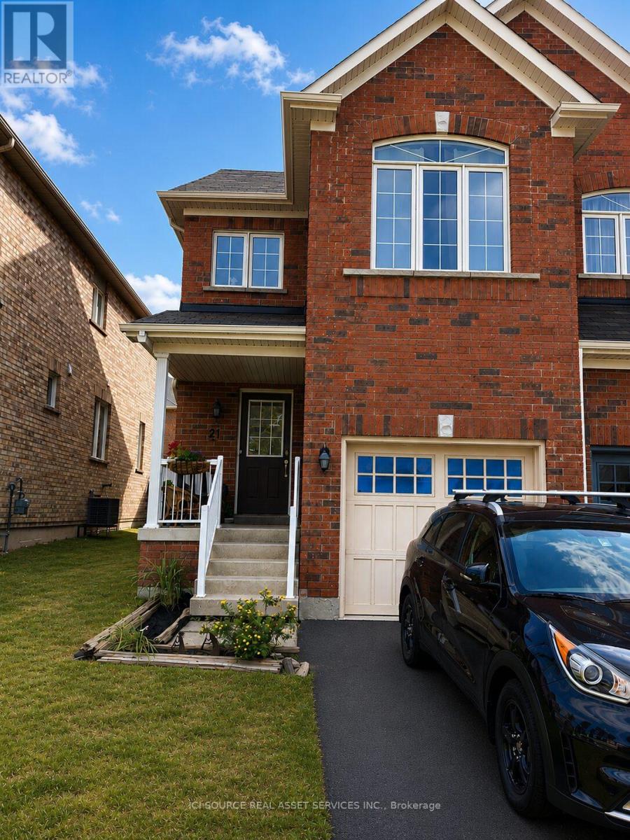 21 HERITAGE HOLLOW ESTATE STREET, Richmond Hill, Ontario