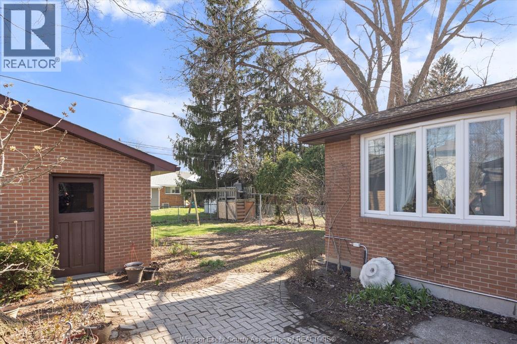2979 Orion, Windsor, Ontario  N9E 2Z3 - Photo 26 - 26014434