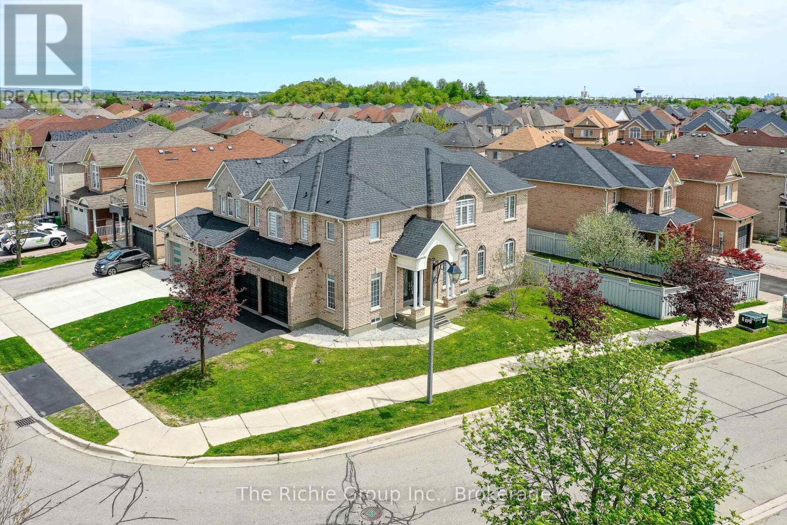 59 Tarquini Crescent, Caledon, Ontario  L7E 2Z5 - Photo 2 - W13465590