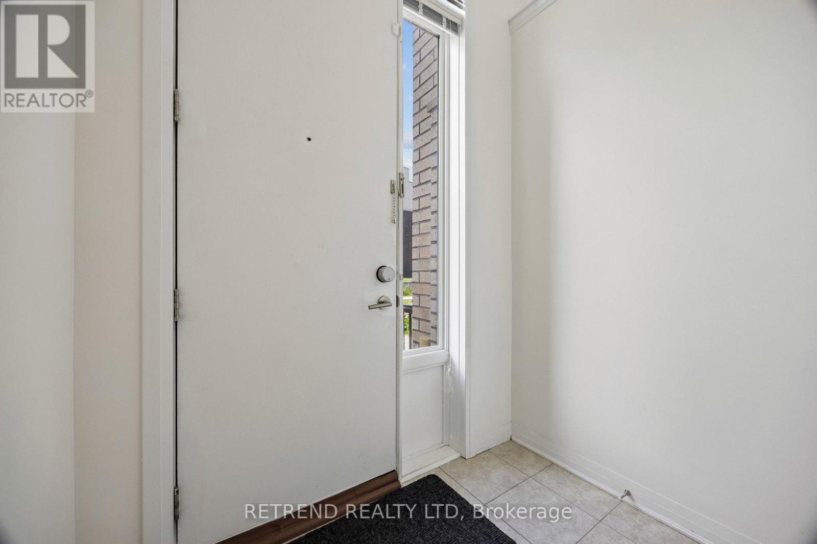 37 Caroline Carpenter Grove, Toronto, Ontario  M3K 0B1 - Photo 4 - W13465628