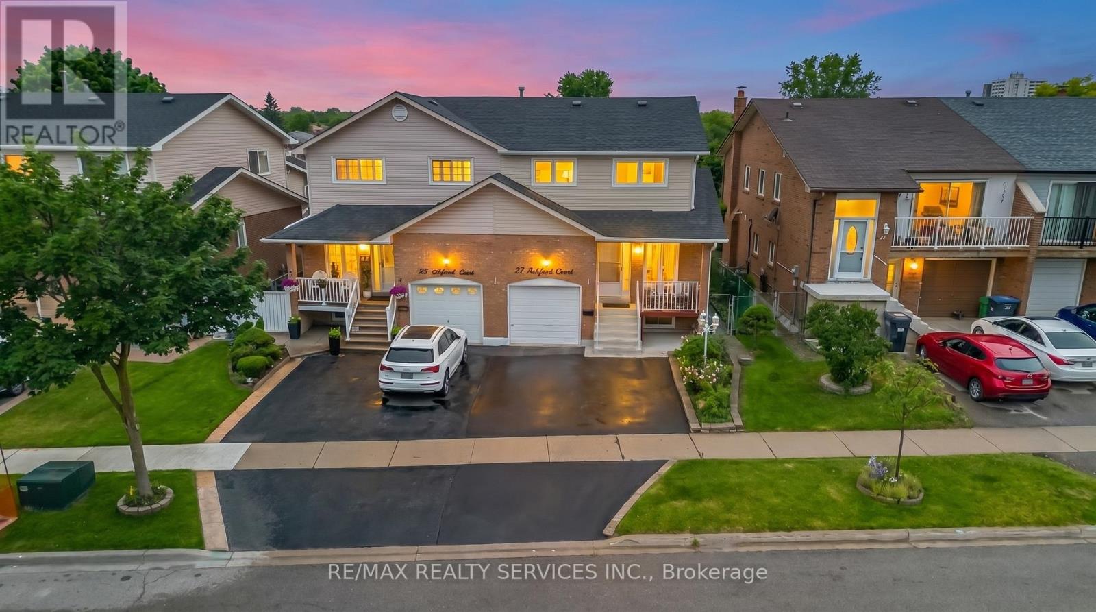 27 ASHFORD COURT, Brampton, Ontario