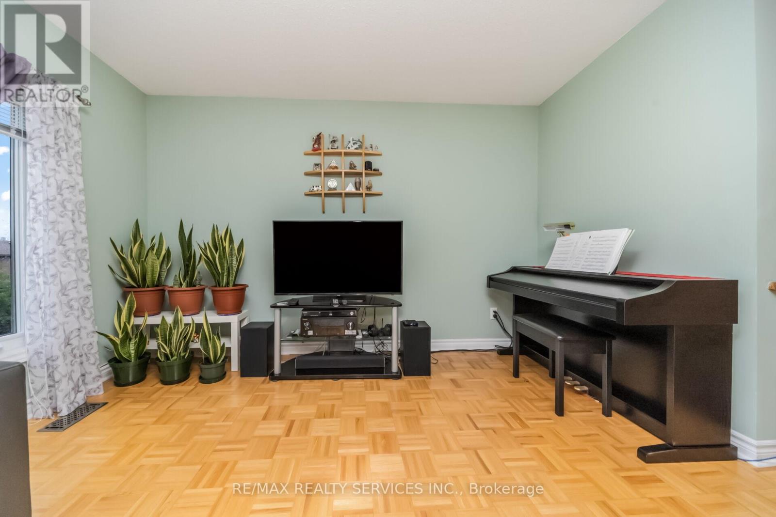27 Ashford Court, Brampton, Ontario  L6V 3E2 - Photo 24 - W13465630