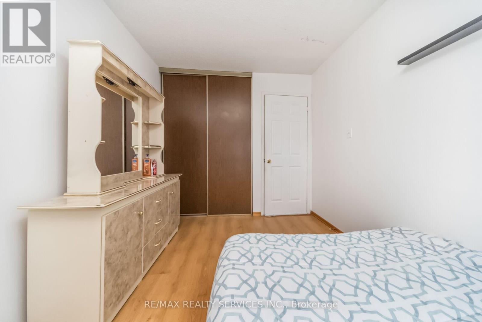27 Ashford Court, Brampton, Ontario  L6V 3E2 - Photo 29 - W13465630