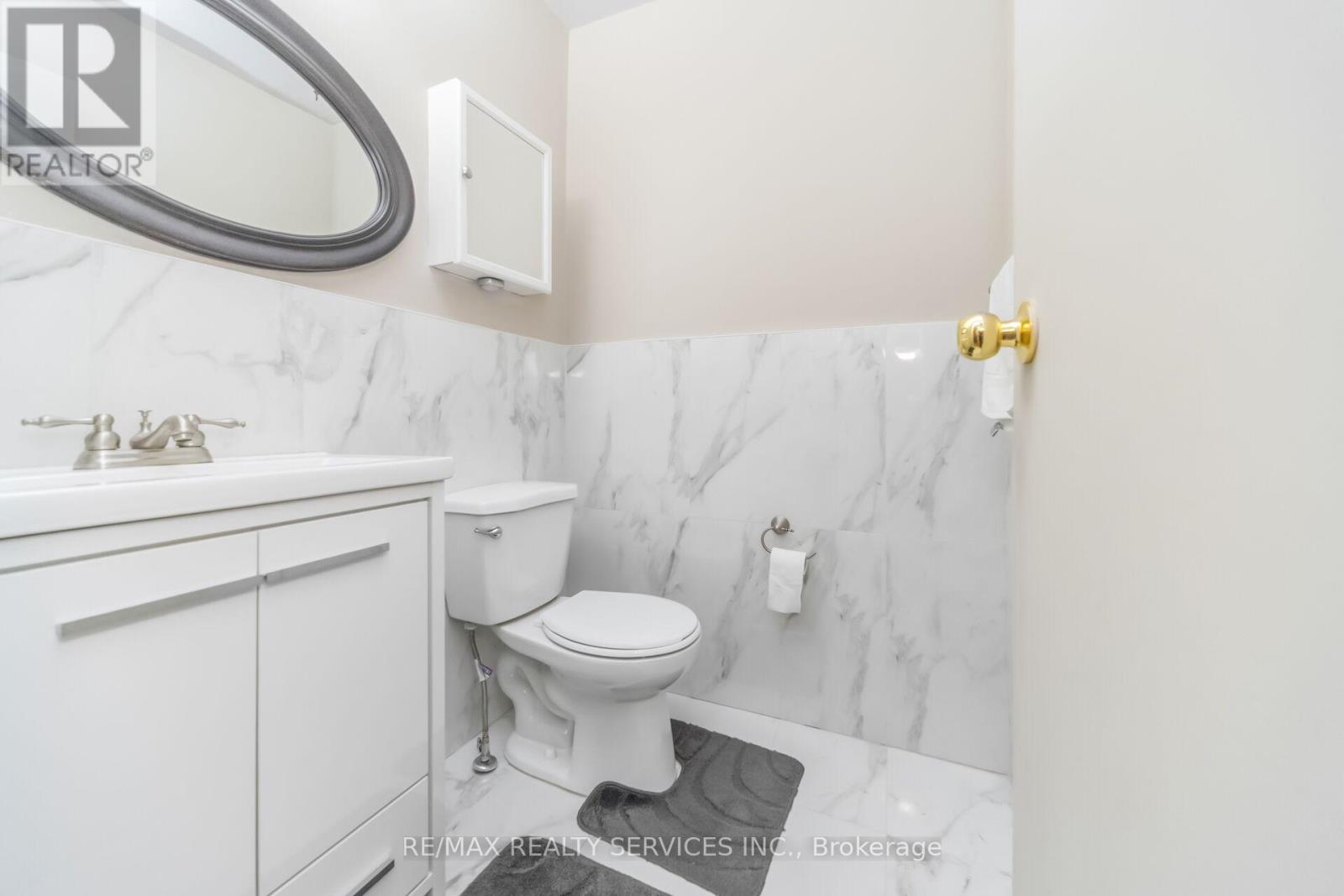 27 Ashford Court, Brampton, Ontario  L6V 3E2 - Photo 37 - W13465630