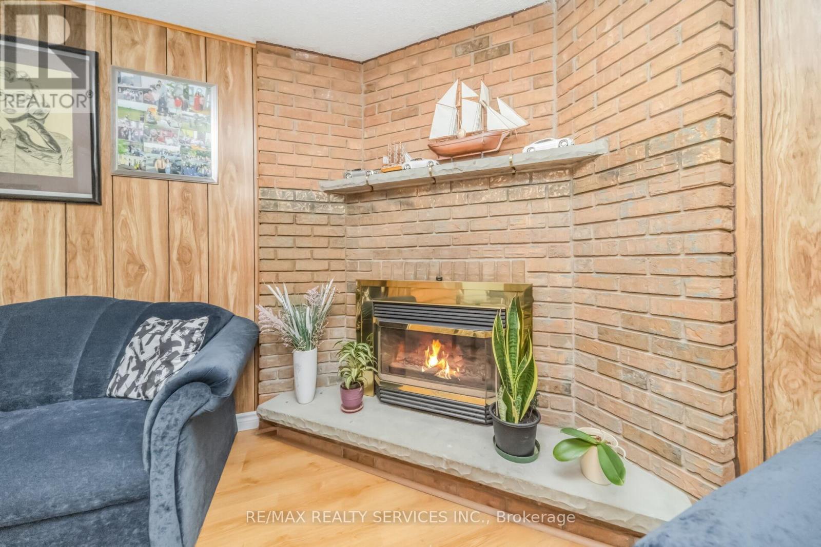 27 Ashford Court, Brampton, Ontario  L6V 3E2 - Photo 41 - W13465630