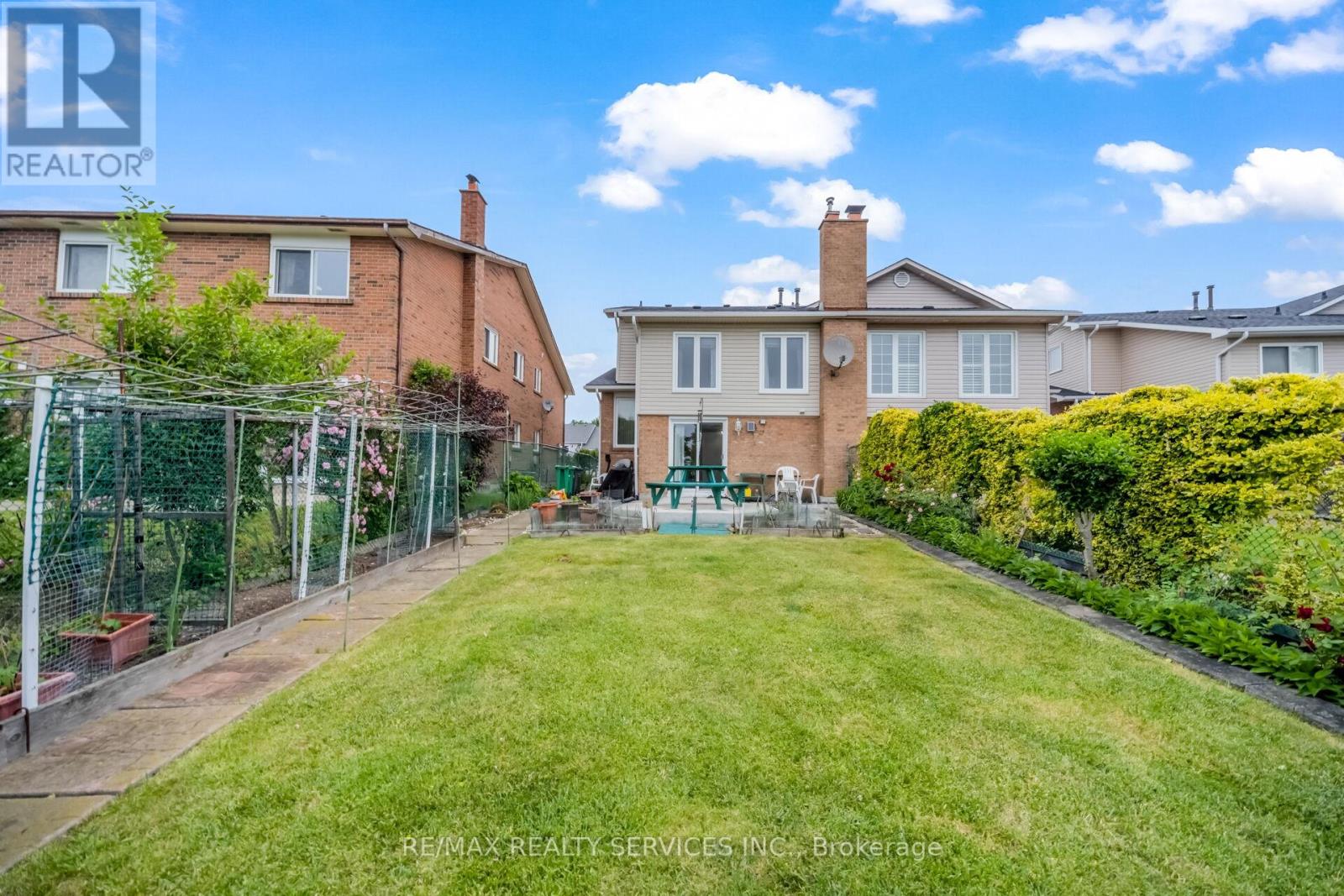 27 Ashford Court, Brampton, Ontario  L6V 3E2 - Photo 44 - W13465630
