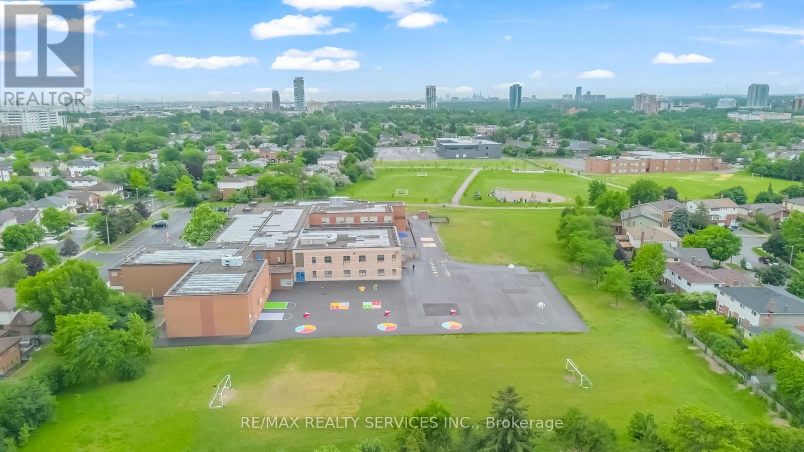 27 Ashford Court, Brampton, Ontario  L6V 3E2 - Photo 47 - W13465630
