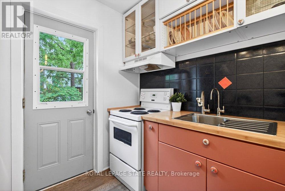 78 East 14th Street, Hamilton, Ontario  L9A 4B5 - Photo 10 - X13441530