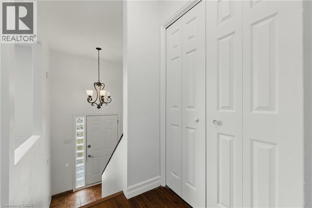 310 Southill Drive, Kitchener, Ontario N2A 2R1 - Photo 2 - 40841186