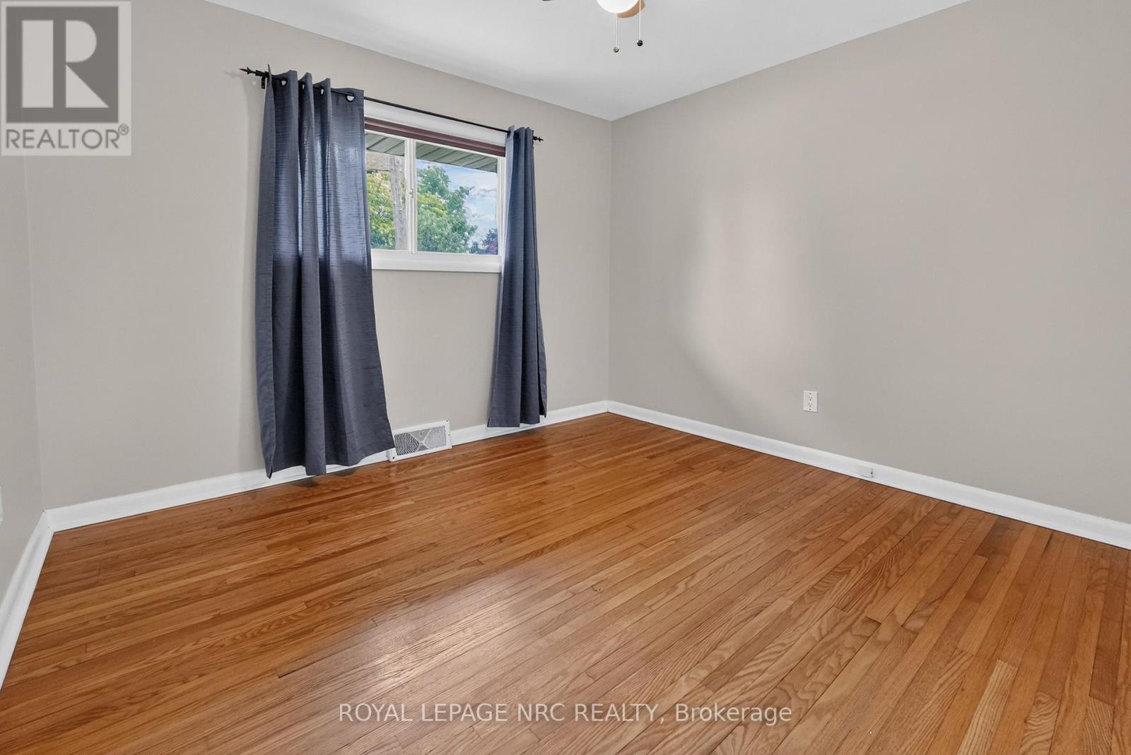 22 Mckenzie Street, St. Catharines, Ontario  L2M 2N1 - Photo 14 - X13465688