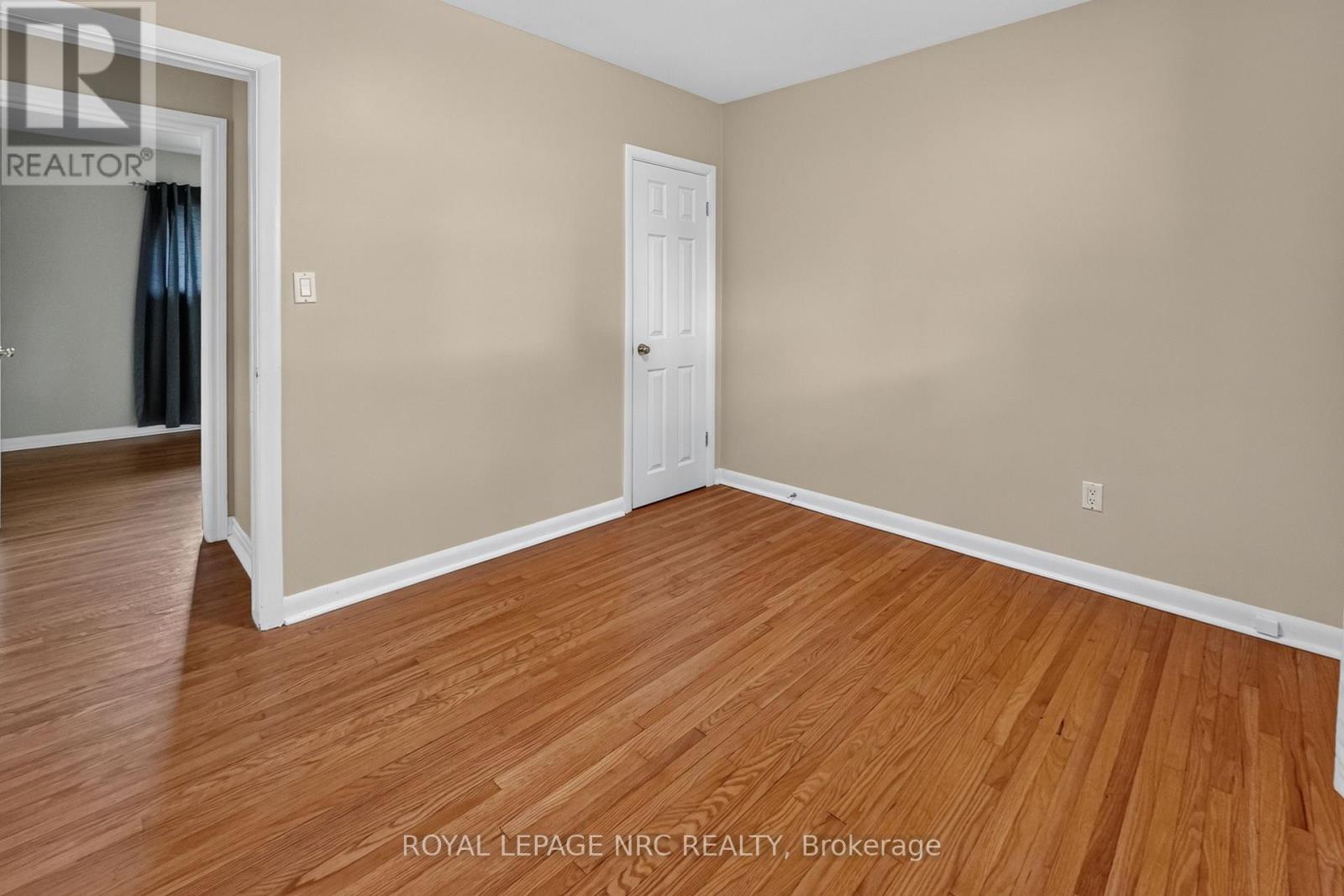 22 Mckenzie Street, St. Catharines, Ontario  L2M 2N1 - Photo 17 - X13465688